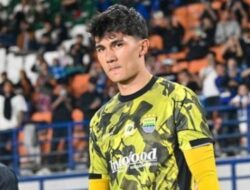 Tinggalkan Persib, Siapa yang Gantikan Kevin Ray Mendoza?