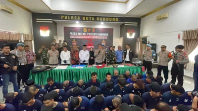 Gendrang Perang Melawan Premanisme di Bandung Kulon, Polisi Tangkap Pelaku Pungli di Taman Holis Indah