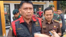 Eks Kepala Dishub Cianjur Saat Ditetapkan Tersangka Korupsi PJU